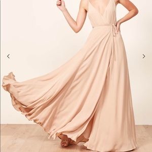 Reformation Callalily Champagne